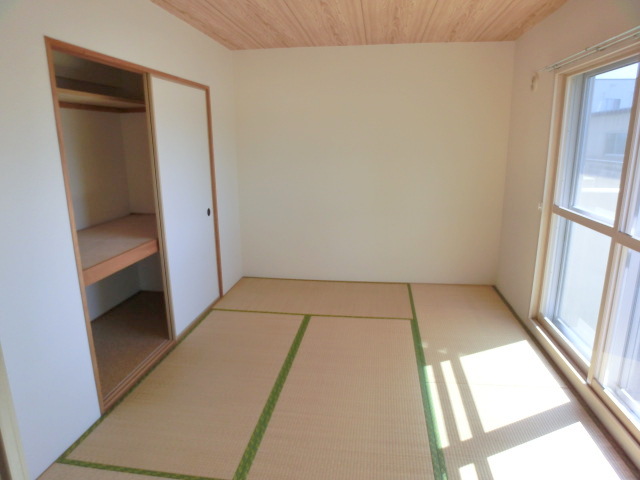 Other room space