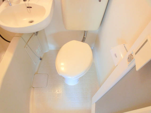 Toilet. I like the feeling in the pre-interior! ! 