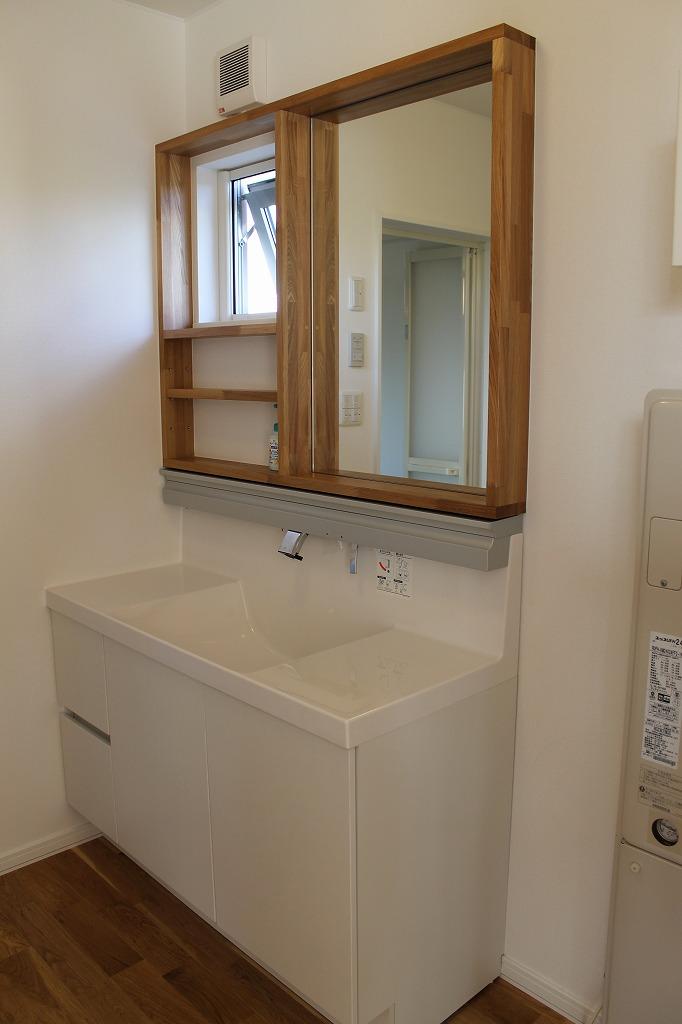 Wash basin, toilet. Vanity was installed fixtures shelf to the top