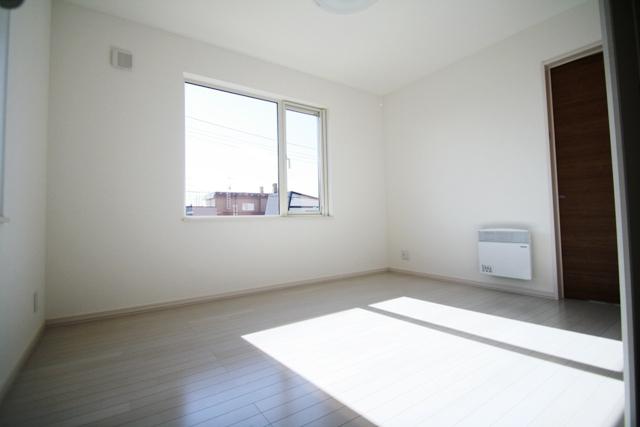 Non-living room. Indoor (10 May 2013) Shooting