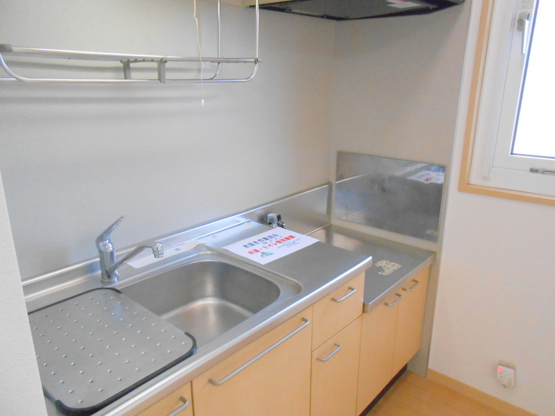 Kitchen. Bright, clean kitchen spacious