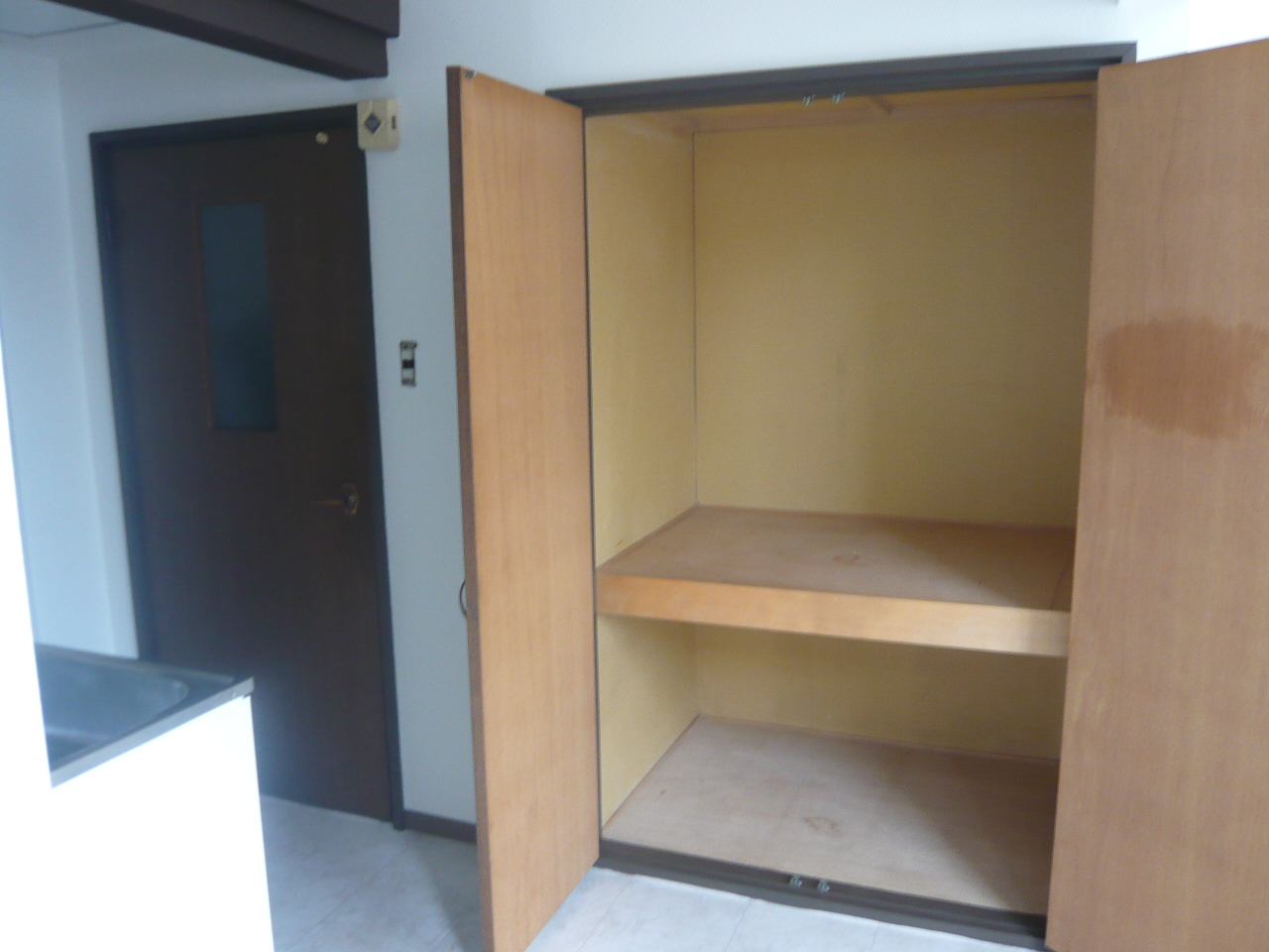 Other room space. Spacious storage space