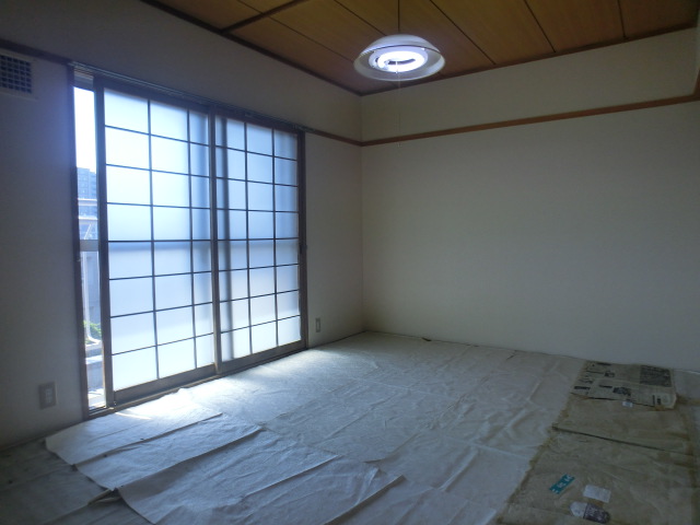 Other room space. There are Japanese-style room