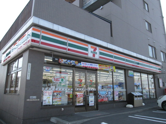 Convenience store. Seven-Eleven Sapporo shin kotoni Article 7 store up (convenience store) 500m