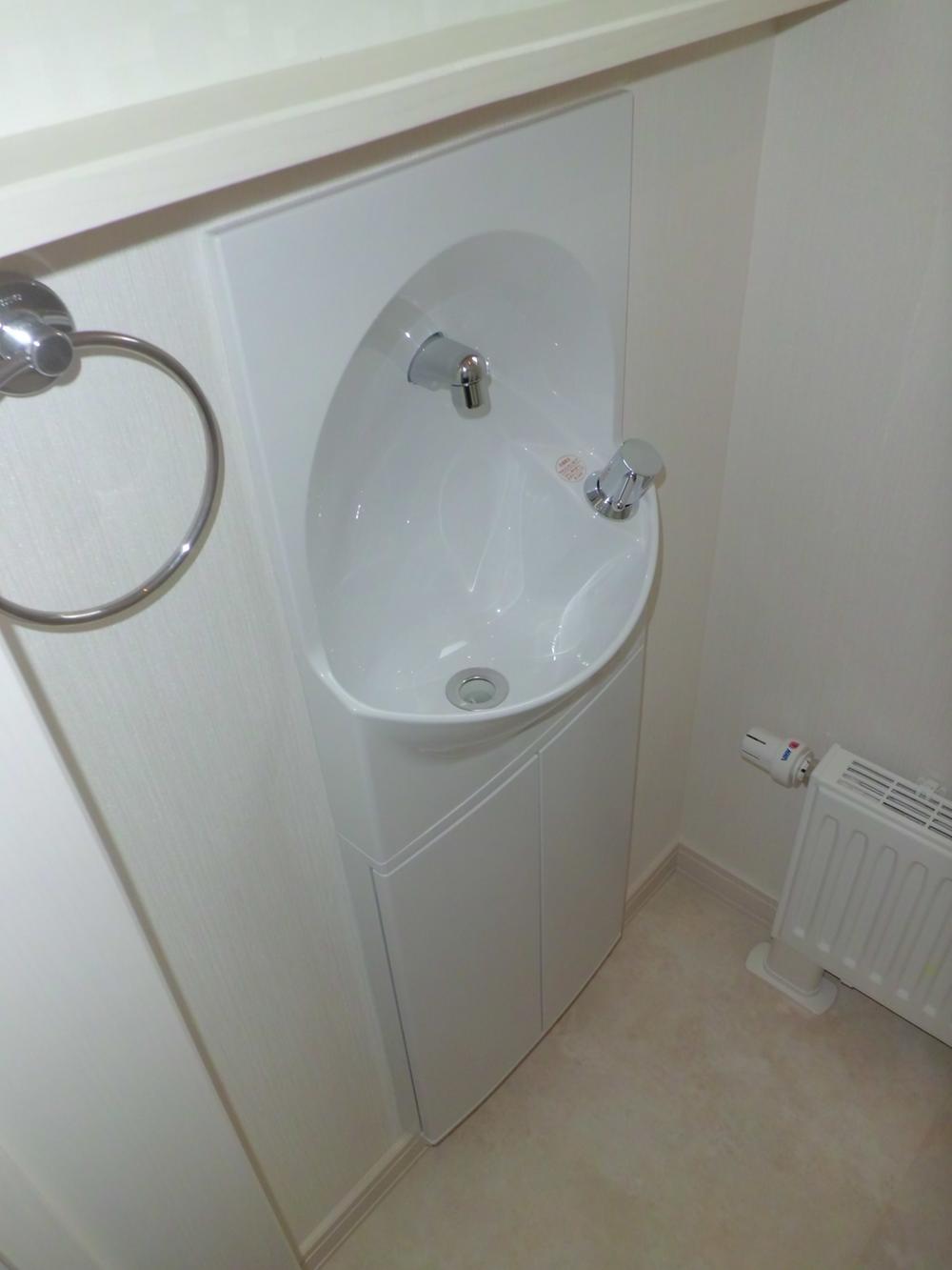 Toilet. Indoor (September 2013) Shooting