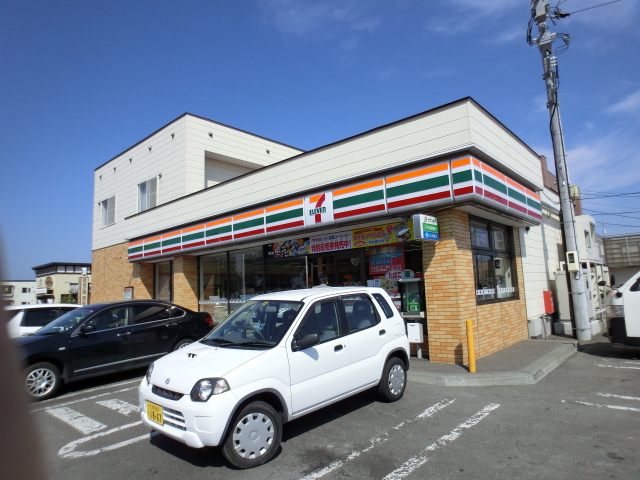 Convenience store. Seven-Eleven Sapporo shin kotoni Article 1 store up (convenience store) 238m