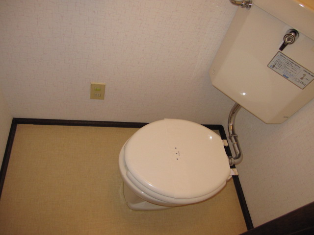 Toilet.  ※ Reference photograph It is a photograph of another in Room. 