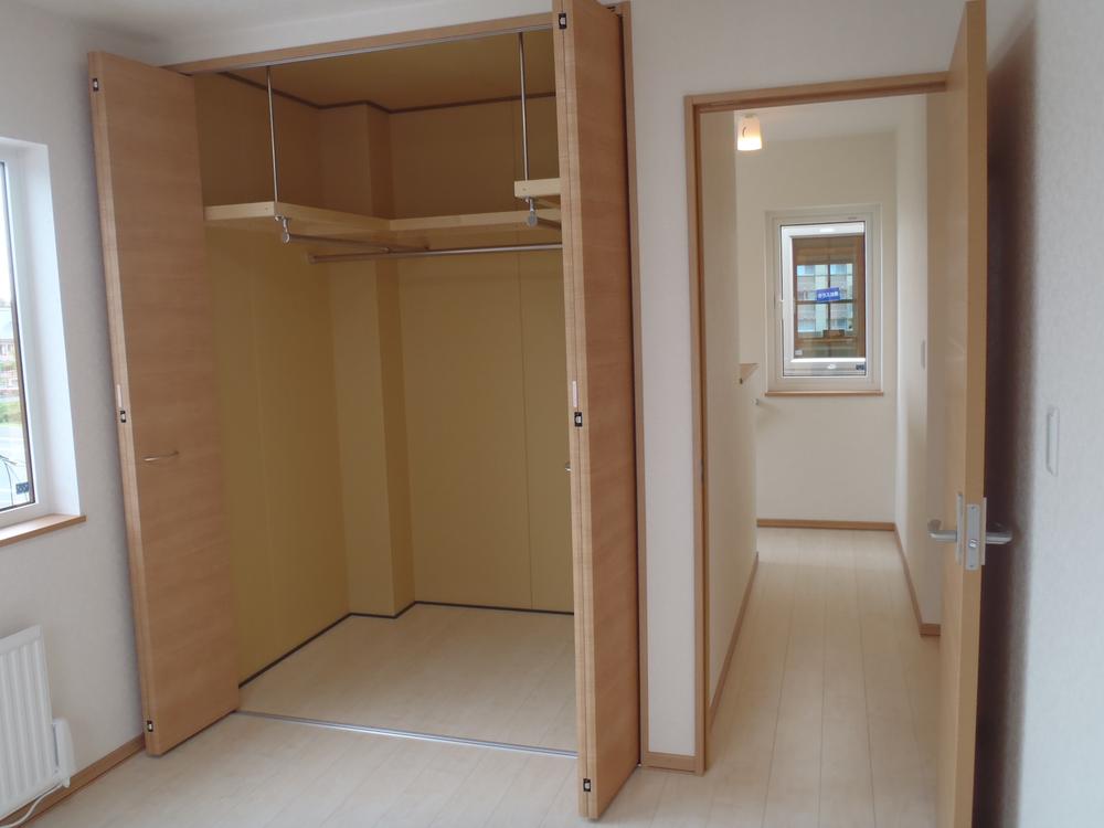 Non-living room. Indoor (September 2013) Shooting