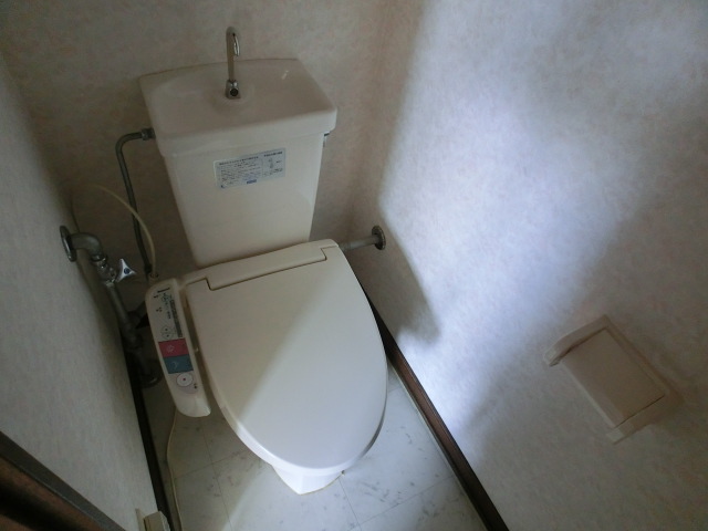 Toilet.  ※ Photo is a thing of different in Room