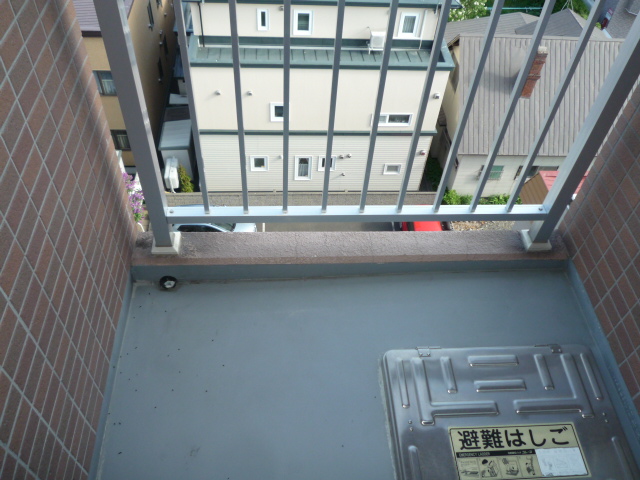 Balcony.  ※ Another Room No. reference photograph