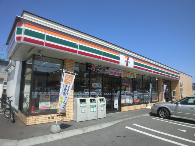 Convenience store. Seven-Eleven 150m to Sapporo shin kotoni 6 Johigashiten (convenience store)