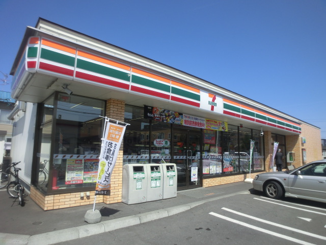 Convenience store. Seven-Eleven Sapporo shin kotoni 6 Johigashiten (convenience store) to 249m