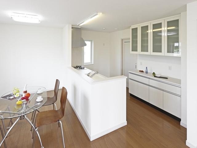 Same specifications photo (kitchen). The face-to-face kitchen, Equipped with a cup board and dishwasher