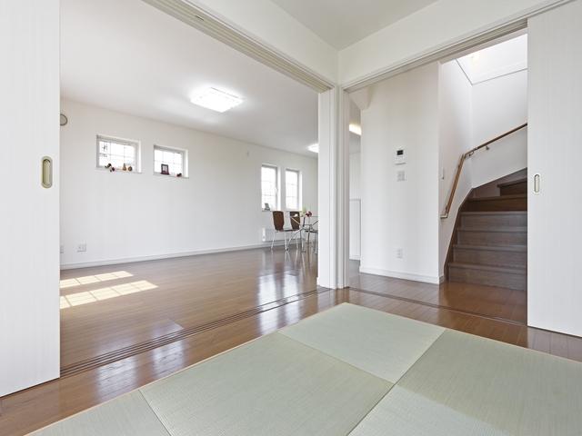 Same specifications photos (Other introspection). Modern Japanese-style room, which was placed edge-free tatami
