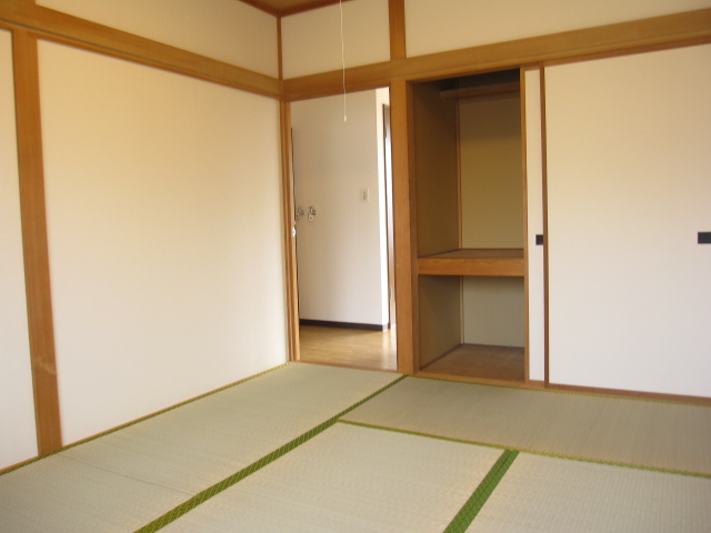 Other room space. The heart of the Japanese [Japanese-style room] is