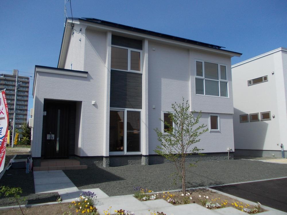 Local appearance photo