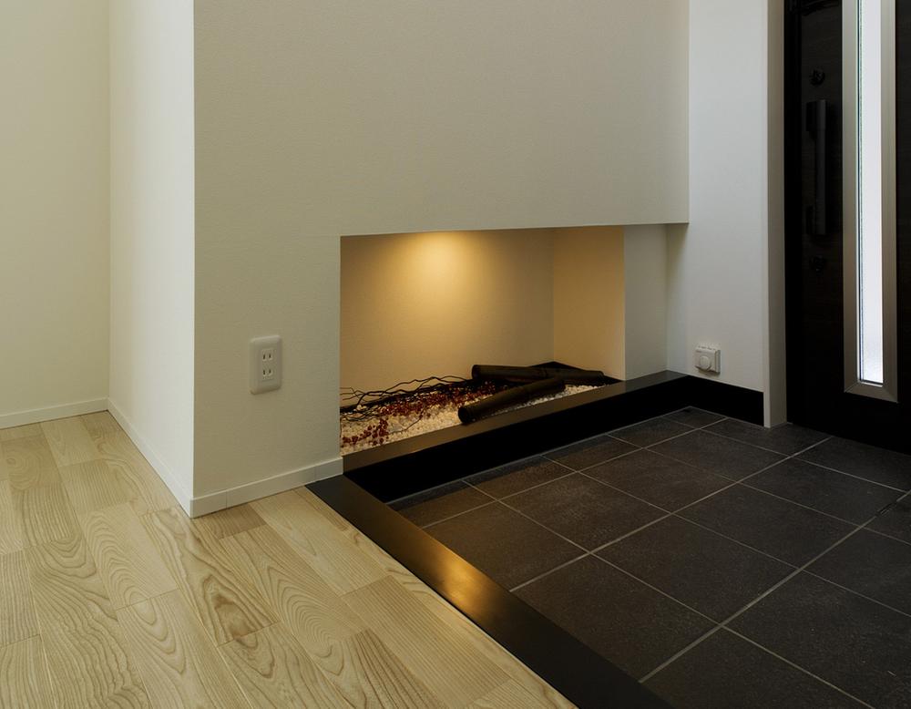 Entrance. Entrance hall that light leaking from the basis garden welcoming gently