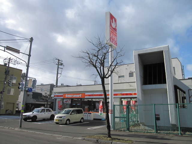 Convenience store. Seicomart North Article 31 store up to (convenience store) 80m