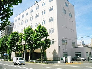 University ・ Junior college. Private angel University (University ・ 714m up to junior college)