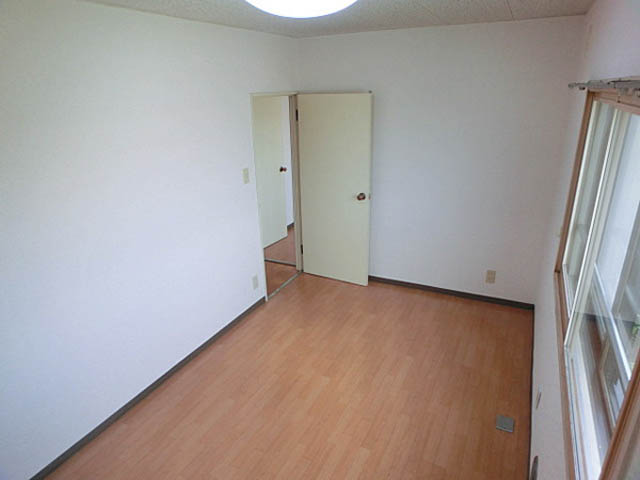 Other room space. It is another room photo of the same building ☆ 