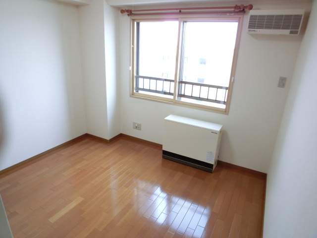 Other room space. With flooring of Western-style each room heating ☆ 