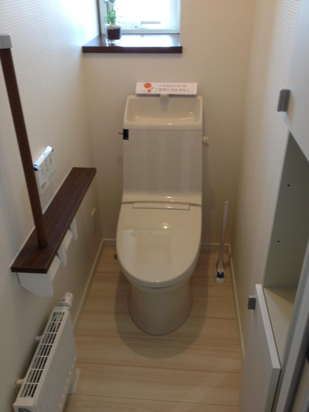 Construction ・ Construction method ・ specification. Storage also attached and convenient toilet.