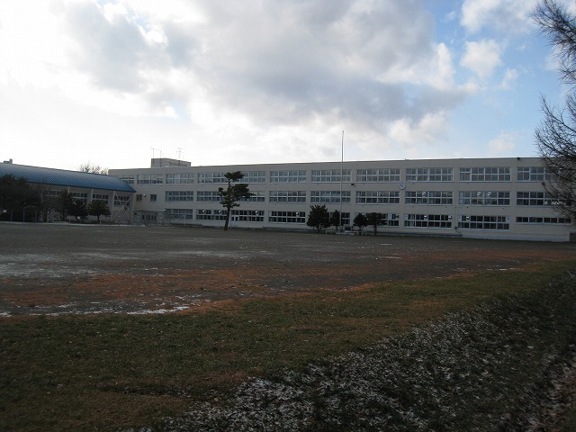 Primary school. 140m to Sapporo Municipal Kiyota elementary school (elementary school)
