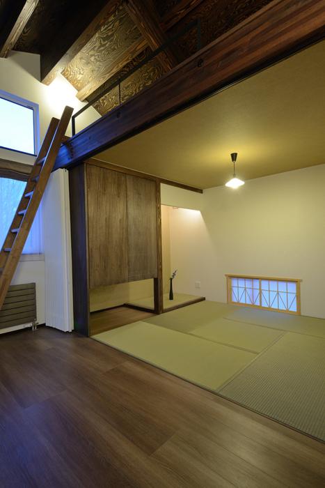 Model house photo. On top of the Japanese-style room also provided loft functionally
