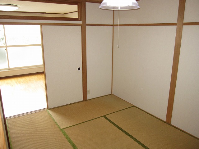 Other room space. There is Japanese-style room