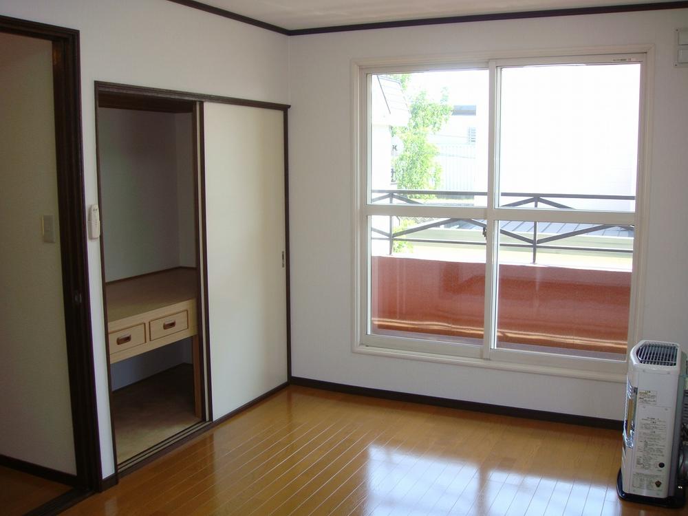 Non-living room
