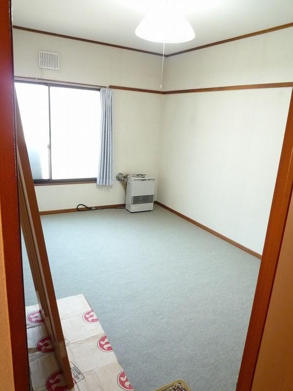 Non-living room