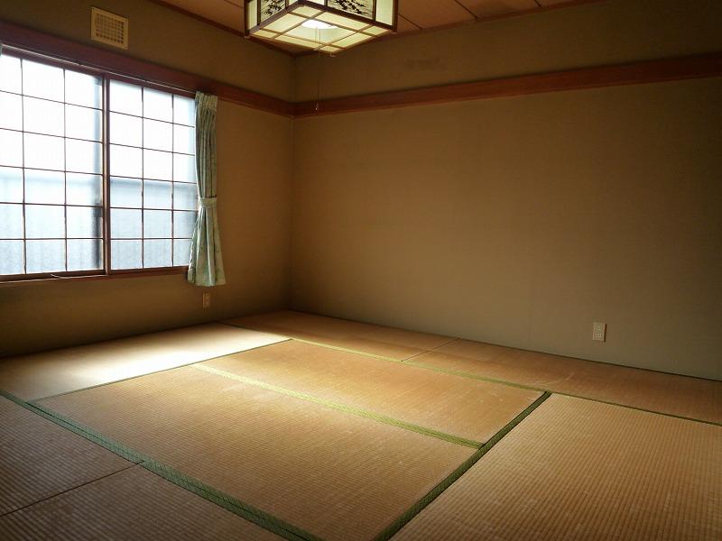Non-living room