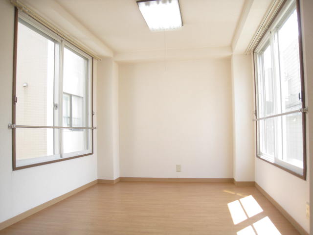 Other room space. Two have ventilation of good facing a window on Western-style