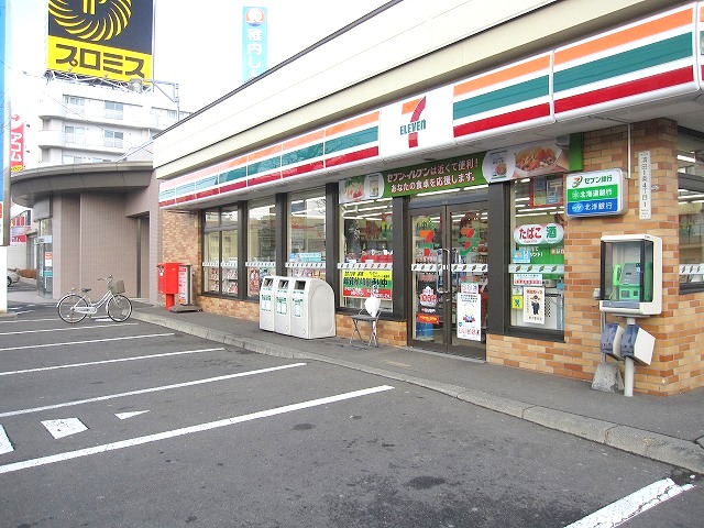 Convenience store. Seven-Eleven Kiyotaichijo store up (convenience store) 360m