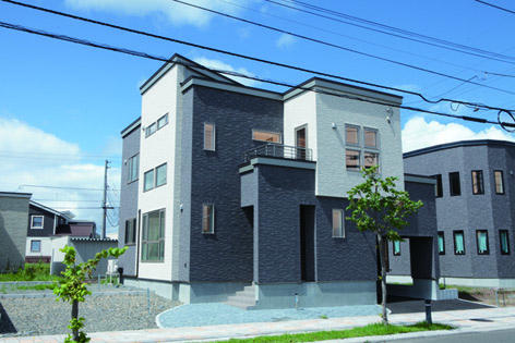 Model house photo. (Strain) of residence Kuwazawa