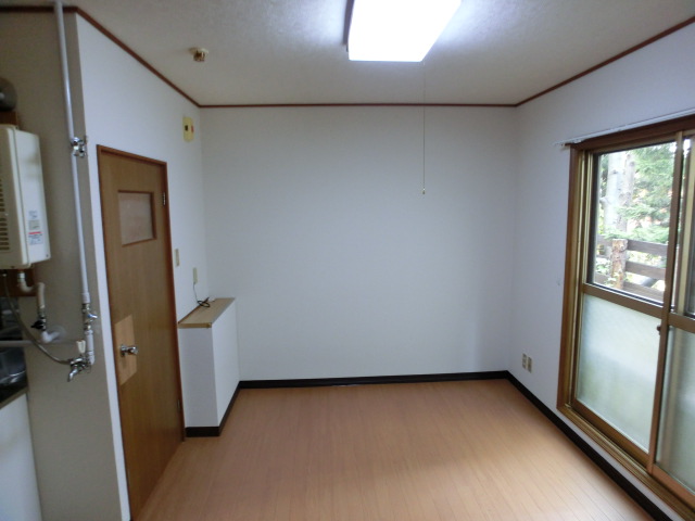 Other room space. Bright room.