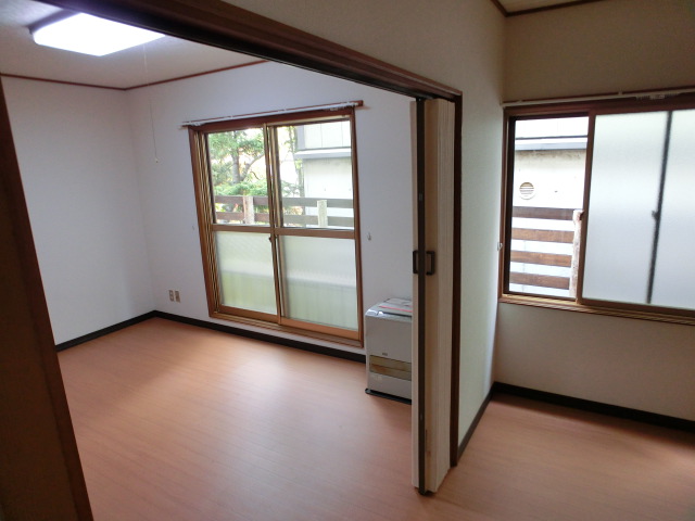 Other room space. It is open-minded room.