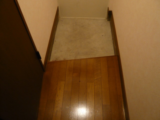 Entrance. ※ Photo of the same by Property Room No.