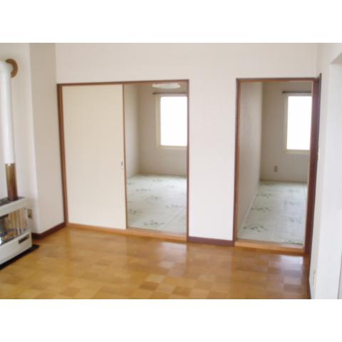 Living and room