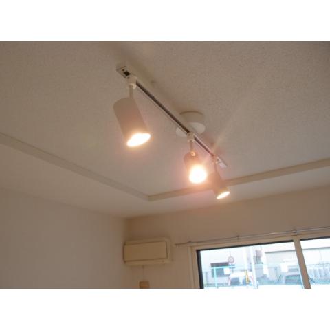 Other Equipment. Transformed into a stylish room because it is equipped with spotlight!