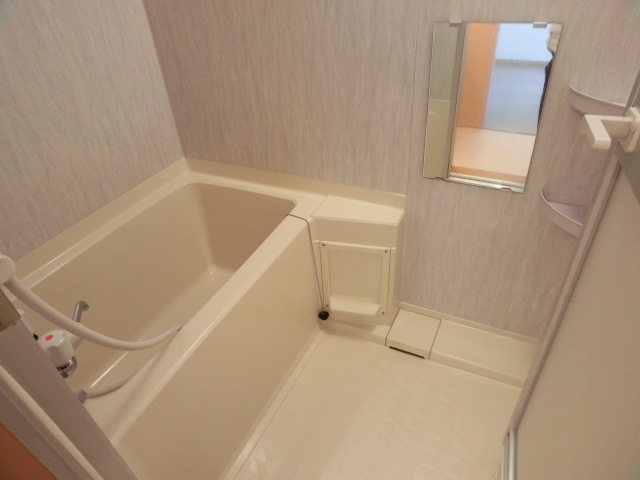 Bath. Comforting environment!