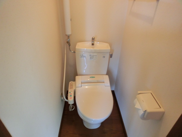 Toilet. Washlet equipped ☆
