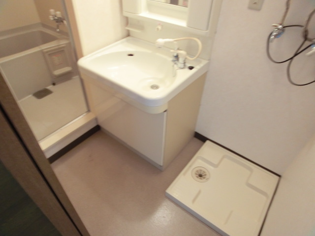 Washroom. There is also dressing room!