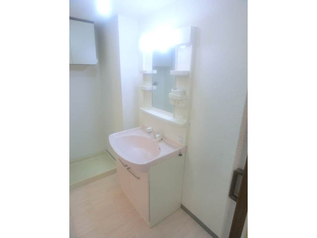 Washroom. Popular facilities Shampoo dresser equipped ☆
