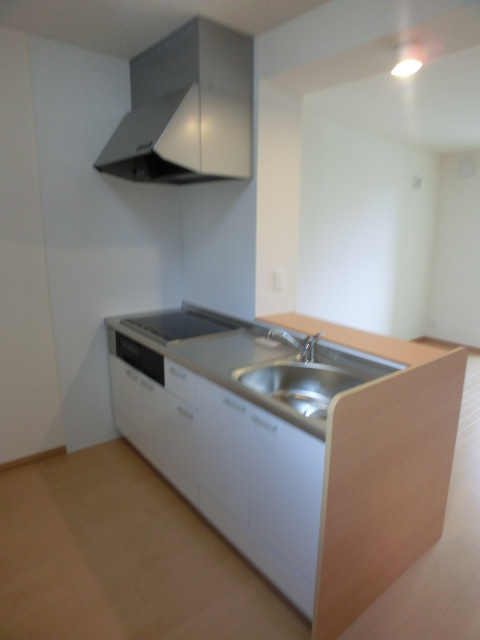 Kitchen. Face-to-face system Kitchen!