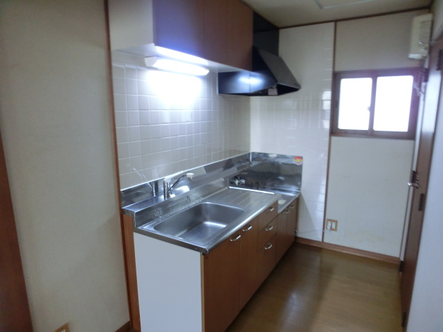 Kitchen. Self-contained kitchen!
