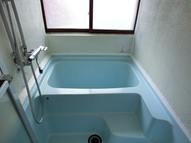 Bath. Comforting environment!