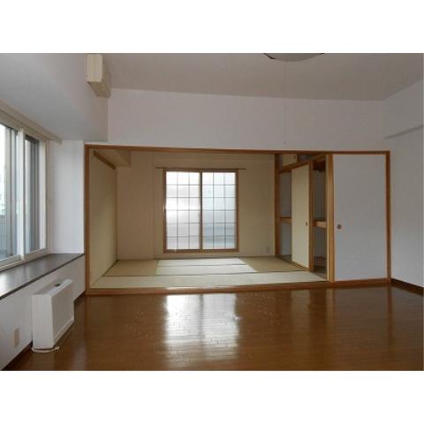 Living and room
