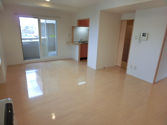 Other room space. Beautiful room!