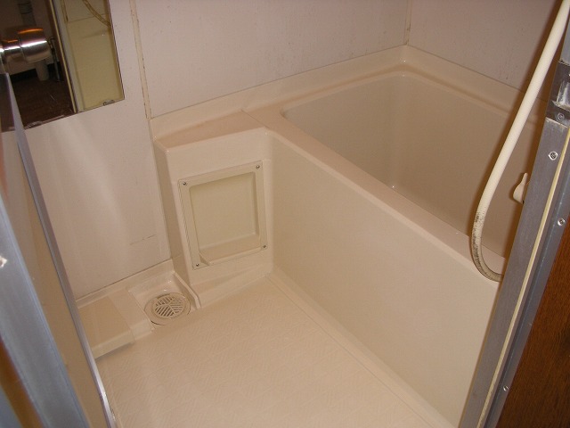 Bath. It is a spacious bathroom.